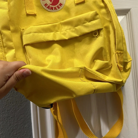Fjallraven Yellow everyday outdoor Kamden Backpack - Picture 4 of 5